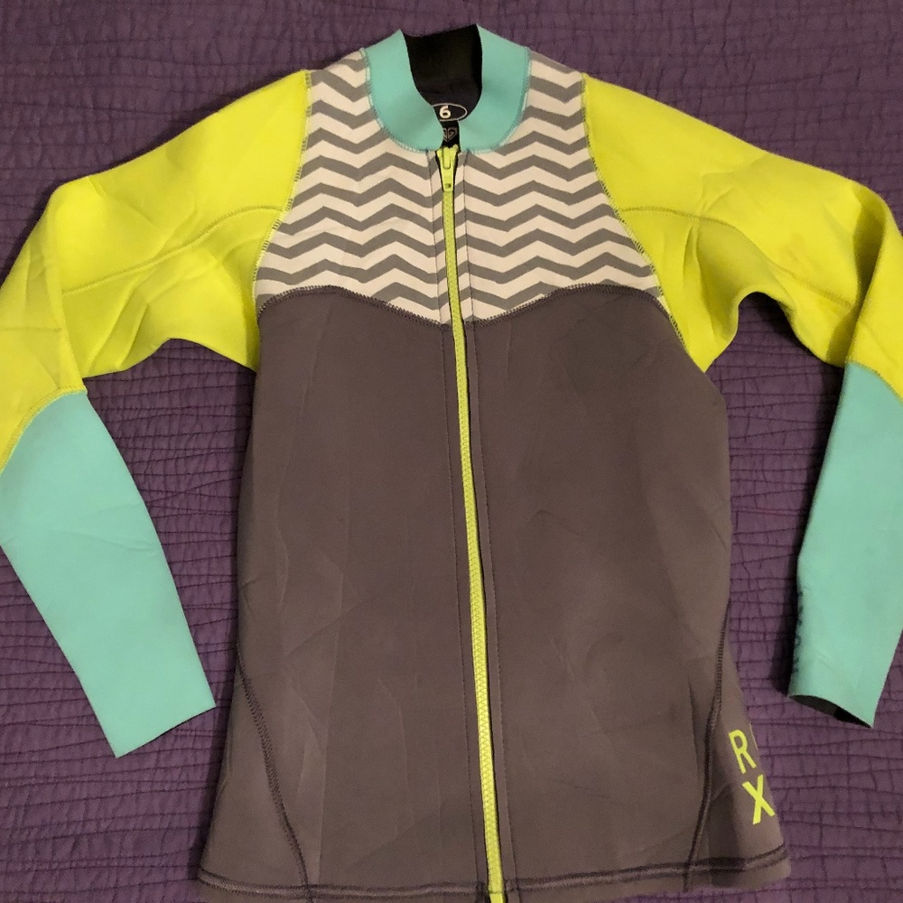WET SUIT TOP (SIZE 6)